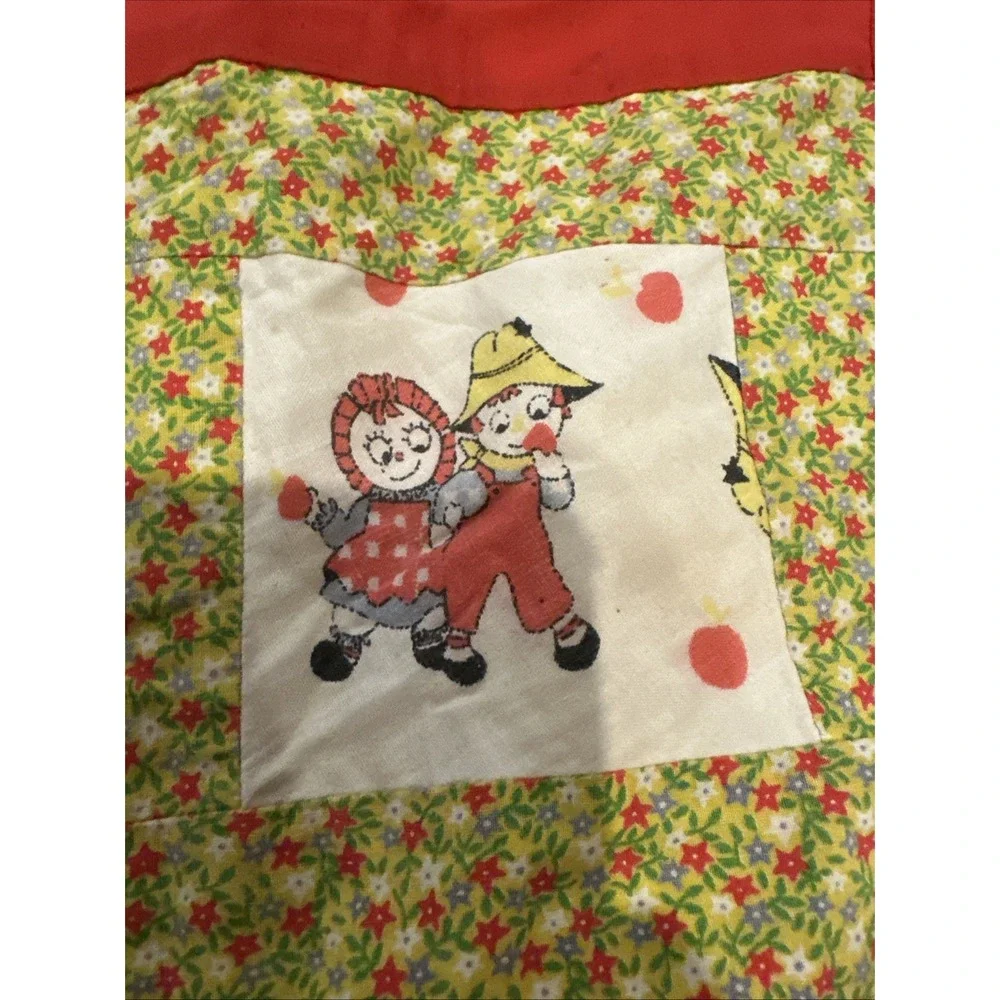 Vintage Raggedy‎ Ann & Andy Homemade Quilt Patchwork, Crib/Toddler Bed Size